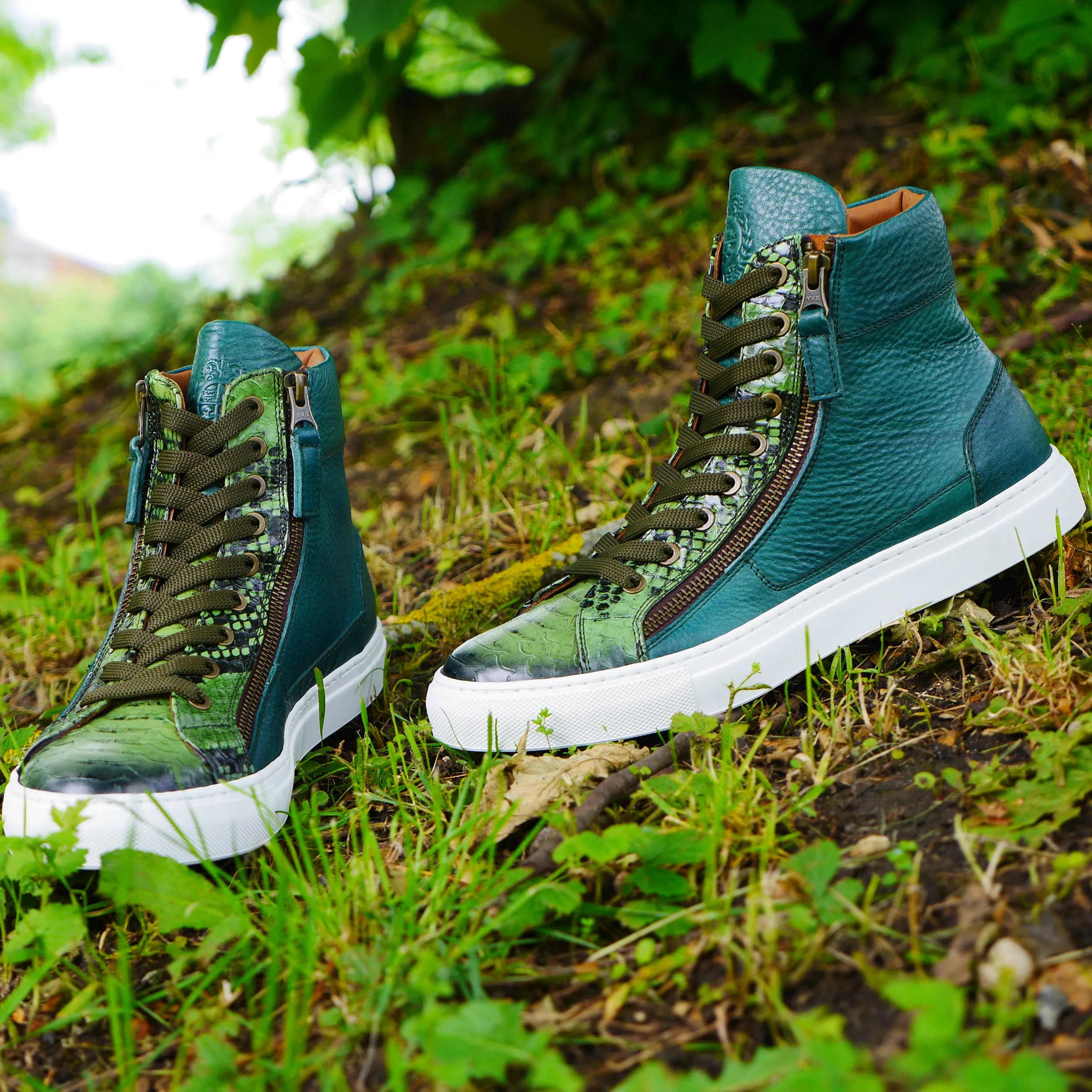 4077 - Tropical Green
