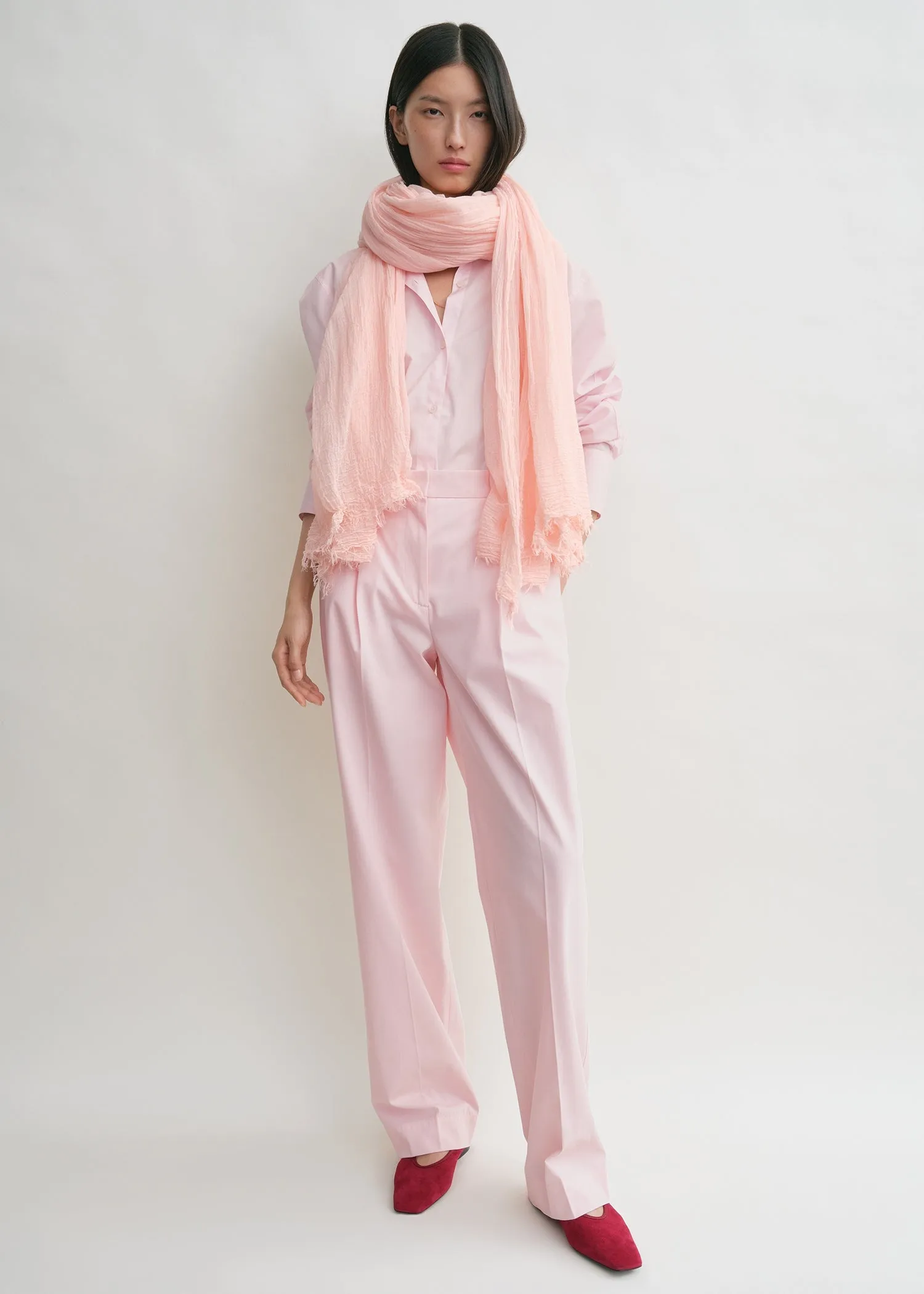 Crinkled scarf blossom